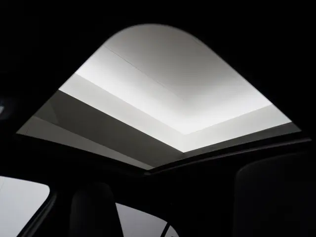 Mercedes-Benz A-Klasse 200 AMG Line 2023 Benzine 18