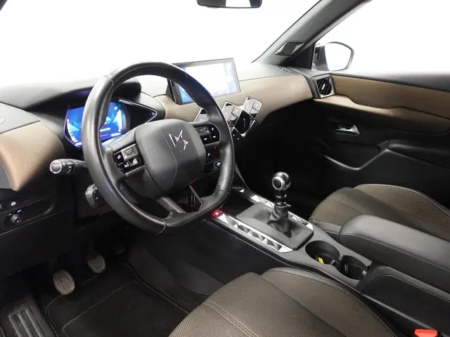 DS DS 3 Crossback 1.2 PureTech Business 2019 Benzine 2
