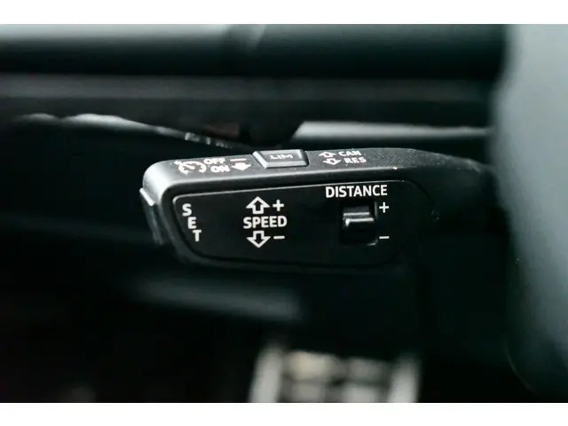 Audi RSQ8 4.0 TFSI 810pk quattro 2022 Benzine 43