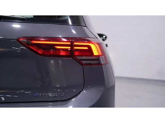 Volkswagen Golf 1.4 eHybrid Style 2022 Hybride Benzine 15