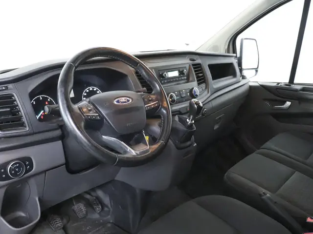 Ford Transit Custom L2H1 Trend 2020 Diesel 6