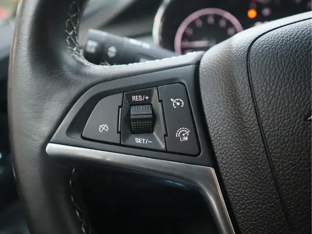 Opel Mokka X 1.4 Turbo 2017 Benzine 30