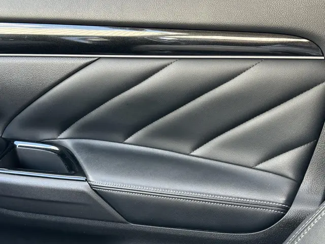 Mitsubishi Outlander 2.4 PHEV Pure+ 2019 Hybride Benzine 46