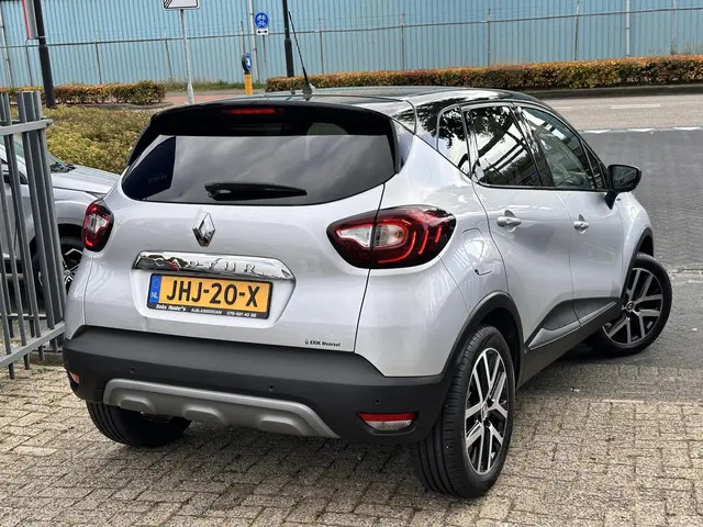 Renault Captur 1.3 TCe S-Edition 2018 Benzine 17
