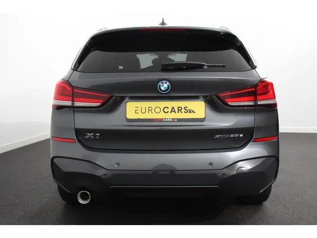 BMW X1 xDrive25e M-Sport PHEV 2021 Hybride Benzine 3