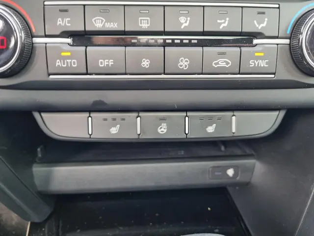 Kia ProCeed 1.5 T-GDi Aut. GT-Line Pano Led 2024 Benzine 18