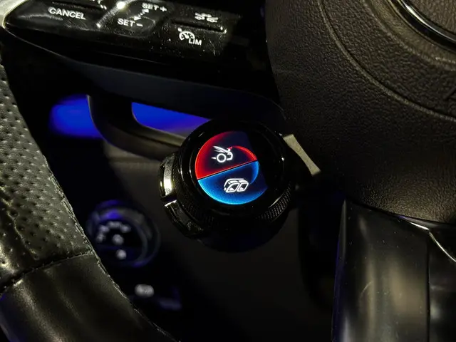 Mercedes-Benz SL Roadster AMG 43 2022 Hybride Benzine 47