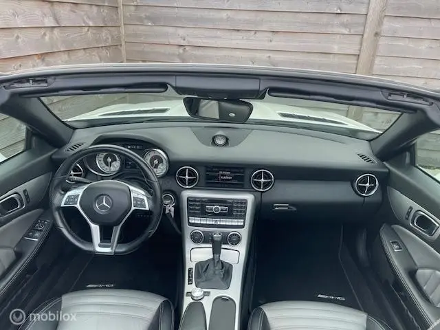 Mercedes-Benz SLK 200 2012 Benzine