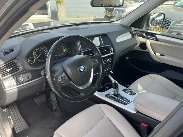 BMW X3 xDrive28i Upgrade Edition 2013 Benzine 11