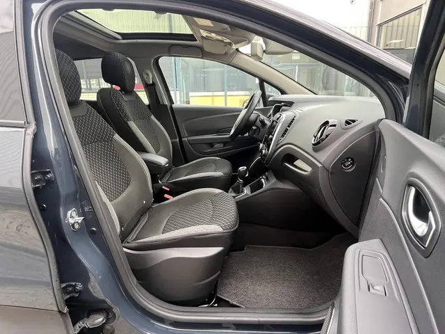 Renault Captur 1.3 TCe Intens 2019 Benzine 28