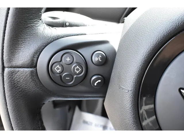 MINI Countryman Mini 1.6 Cooper Pepper 2016 Benzine 23