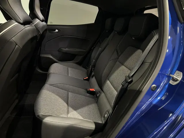 Mitsubishi Colt 1.6 HEV Intense+ 2025 Hybride Benzine 7