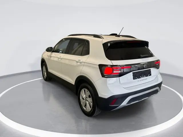 Volkswagen T-Cross 2