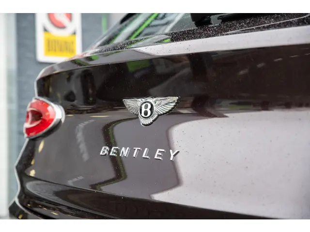 Bentley Bentayga 3.0 V6 Hybrid 2022 Hybride Benzine 76