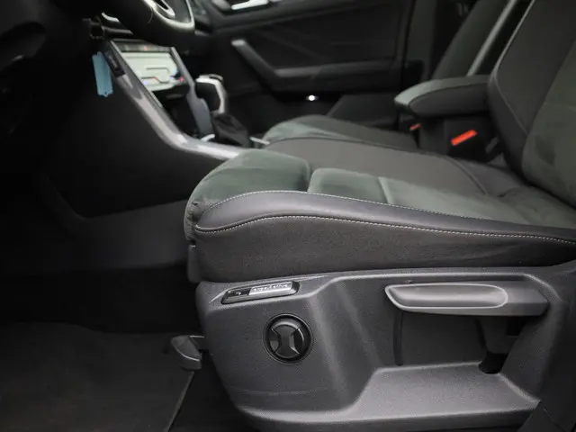 Volkswagen T-Roc 1.5TSI/150PK Style DSG 2025 Benzine 18