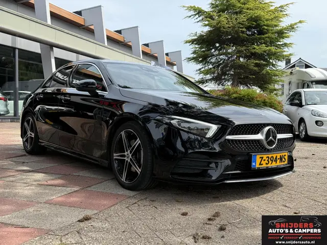 Mercedes-Benz A-Klasse 200 AMG Line 2023 Benzine 2