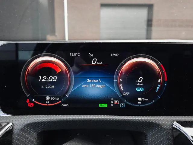 Mercedes-Benz A-Klasse 250e AMG 2020 Hybride Benzine 18