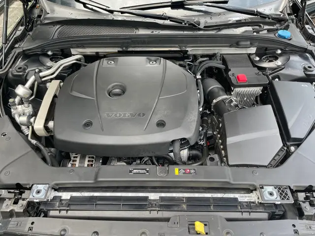 Volvo V60 2.0 T4 Momentum Pro 2019 Benzine 15