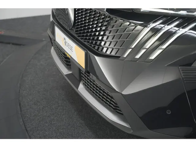 Peugeot 3008 Hybrid 145 e-DCS6 GT 2025 Hybride Benzine 19