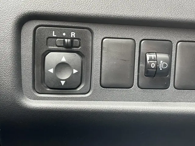 Mitsubishi Space Star 1.2 Connect+ 2024 Benzine 22