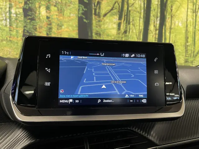 Peugeot 208 1.2 PureTech Active Pack 2021 Benzine 19