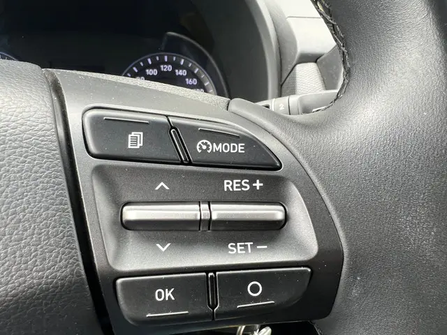 Hyundai Kona 1.0 T-GDI Comfort TREKHAAK 2020 Benzine 11