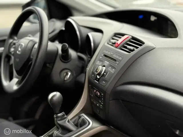 Honda Civic 1.8 Comfort 2012 Benzine 14