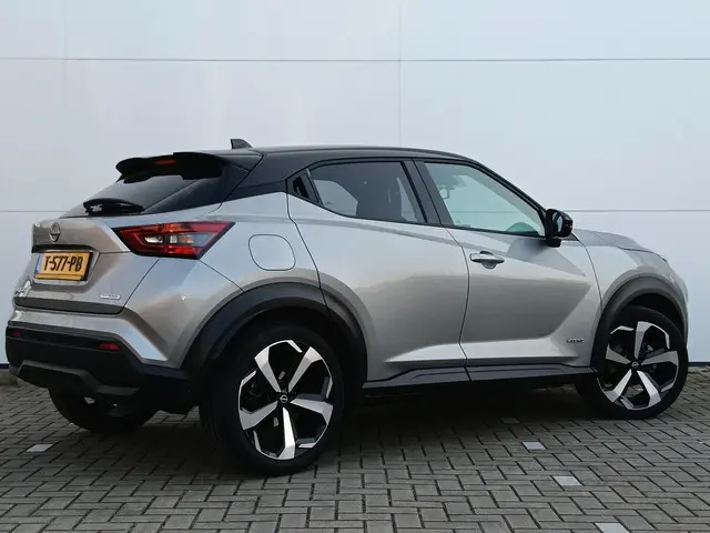 Nissan Juke 1.6 Hybrid Tekna 2023 Hybride Benzine 2