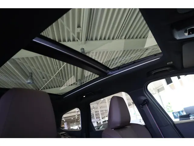BMW X1 xDrive23i 2024 Benzine 28