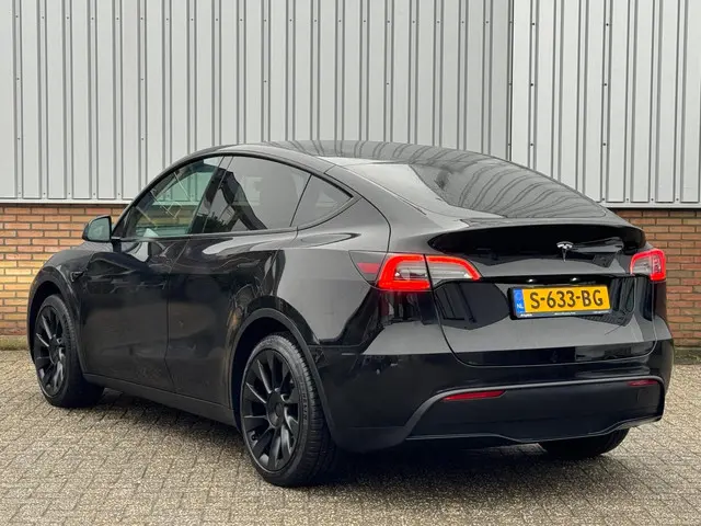 Tesla Model Y RWD 94% SoH/ LFP/ 20'' Turbine 2022 Elektrisch 3