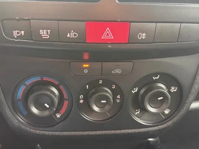 Opel Combo 1.3 CDTi L2H1 Edition 2017 Diesel 18