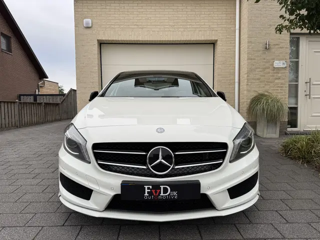 Mercedes-Benz A-Klasse 180 AMG 2014 Benzine 9