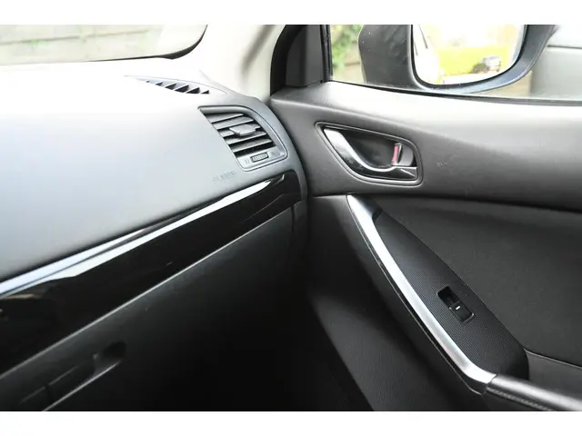 Mazda CX-5 Skyactiv-G 165 6MT TS+ 2014 Benzine 28