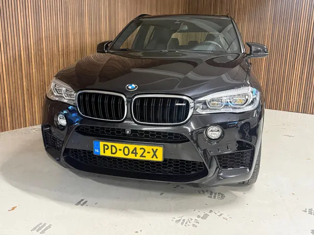 BMW X5 M - Nwe motor BMW dealer onderhouden 2016 Benzine 3