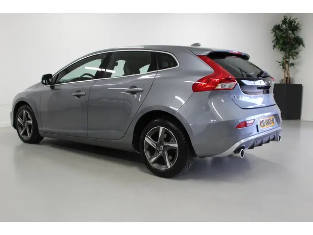 Volvo V40 2.0 D3 Business Sport 2018 Diesel 6