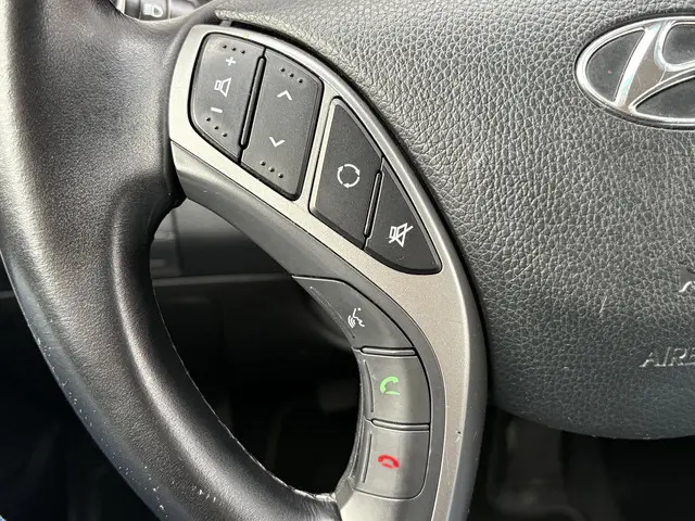 Hyundai i30 1.6 GDI Business Edition 2013 Benzine 19