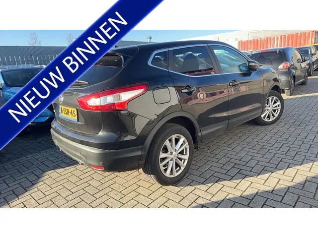 Nissan QASHQAI 1.2 Connect Edition 2014 Benzine