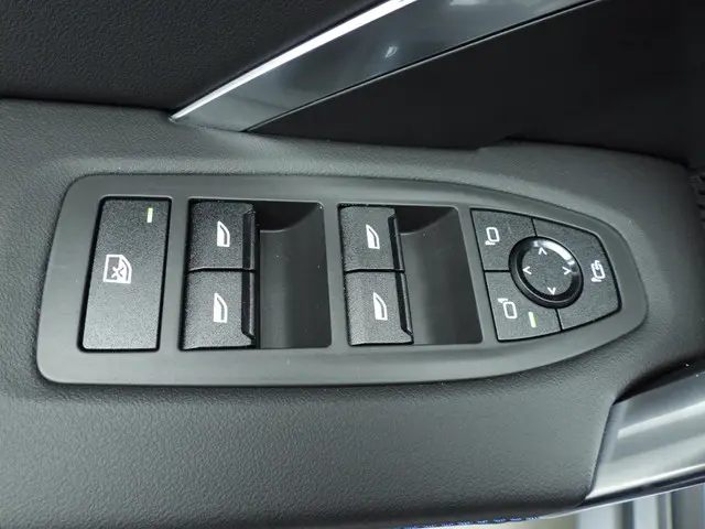 BMW X2 sDrive 20i 2026 Benzine 22