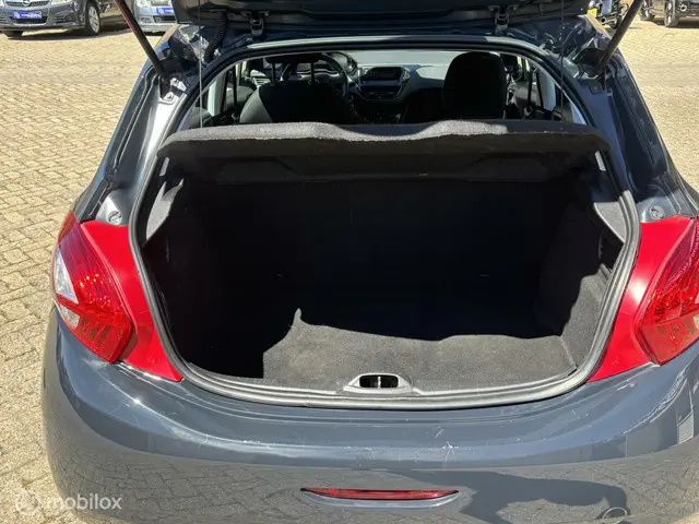 Peugeot 208 1.0 PureTech Access 2015 Benzine 5