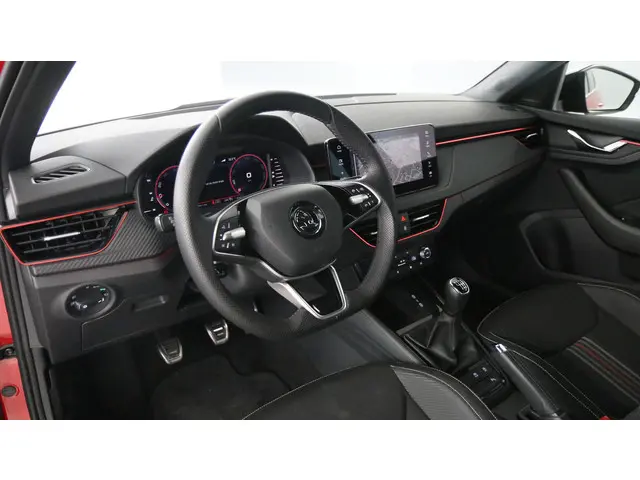 Škoda Kamiq 1.0 TSI 115pk Monte Carlo 2024 Benzine 15