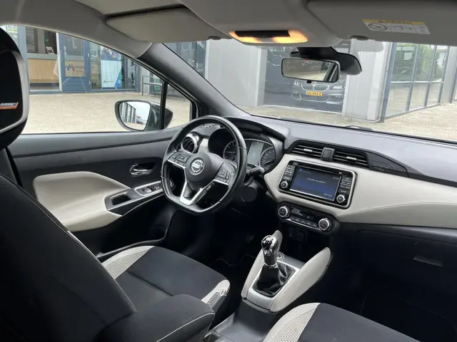 Nissan Micra 0.9 IG-T Tekna 2017 Benzine 54