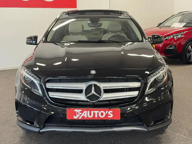 Mercedes-Benz GLA 250 2014 Benzine 8