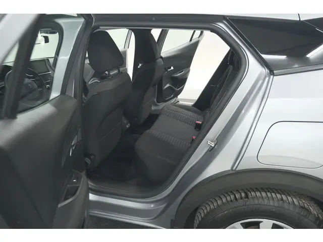 Peugeot e-2008 EV Active 50 kWh 2022 Elektrisch 28