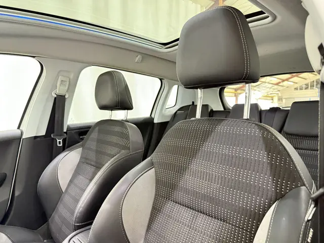 Peugeot 2008 1.2 PureTech 82 Allure Clima 2014 Benzine 34