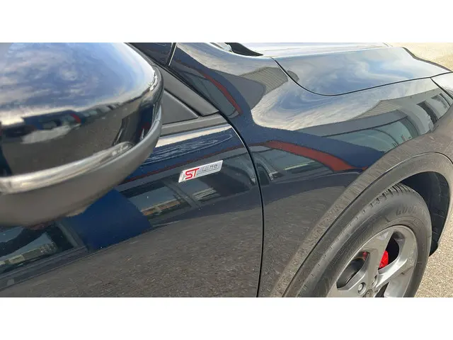 Ford Kuga 2.5 FHEV ST-Line X 2024 Hybride Benzine 5