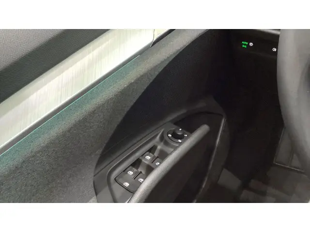 Škoda Enyaq iV 132 kW / 180 pk SUV 2024 Elektrisch 14