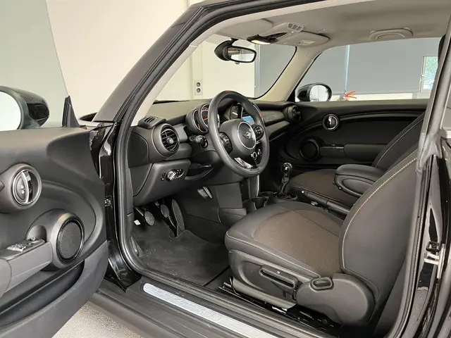 MINI Cooper 1.5 2020 Benzine 4