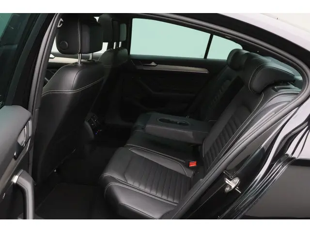 Volkswagen Passat 2.0 TSI R-Line Business + 2020 Benzine 11