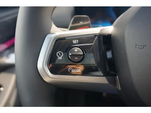 BMW 5 Serie Touring 530e 2025 Hybride Benzine 17