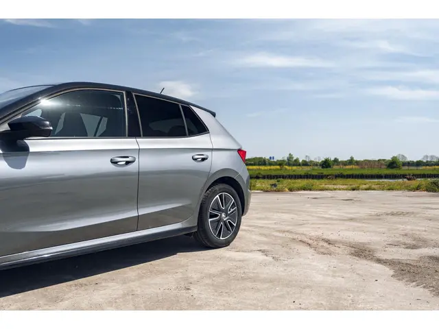 Škoda Fabia 1.0 TSI Monte Carlo 2022 Benzine 40
